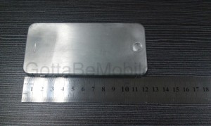 iphonefront 300x179 - iPhone 5 : des photos de la coque en aluminium