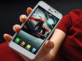 LG-Optimus-F5-Blanc