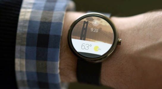 Motorola Moto 360 : une montre connectée qui séduit