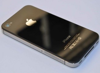 Virgin Mobile vous permet de vous rabattre sur son mythique prédécesseur, l'iPhone 4S. Le tout pour moins de cinquante euros !