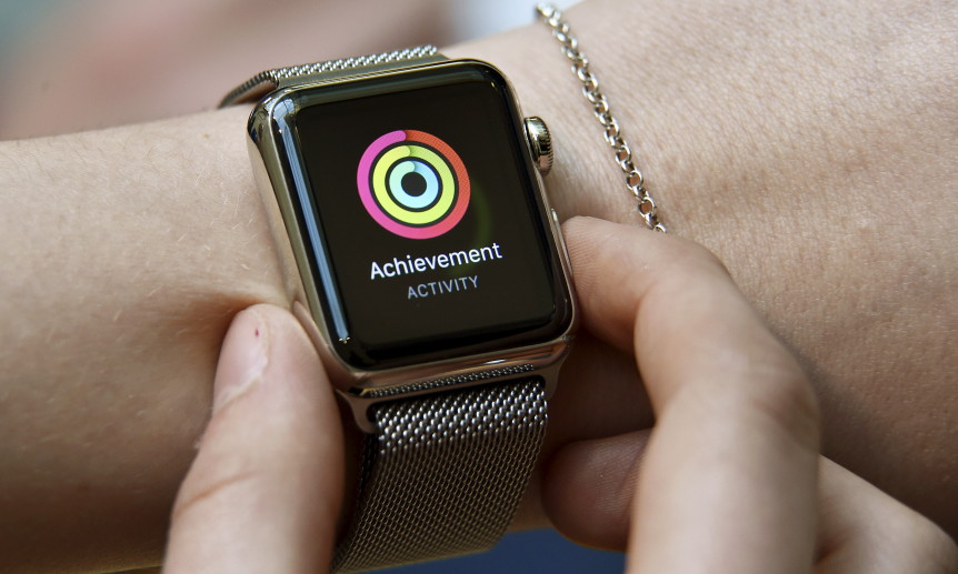 Apple Watch : une Series 4 plaquée or 24 carats
