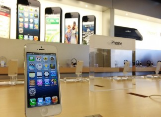 iPhone-5-Apple-Store