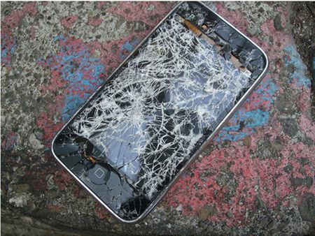 smartphone céran cassé première cause de panne