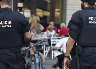 police espagnole qui ne montre pas l'exemple