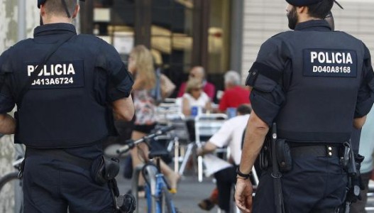 police espagnole qui ne montre pas l'exemple