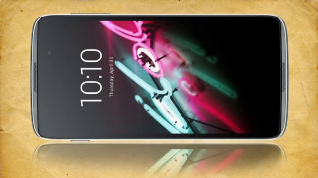 Alcatel One Touch Idol 3 fond blanc