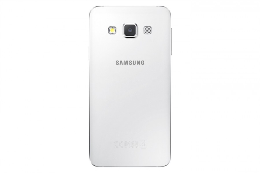 Samsung Galaxy A3 fond blanc