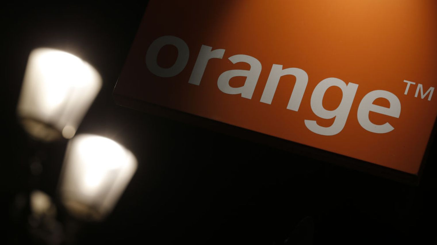 Orange réclame 7700 € à un client victime d’un vol de son smartphone !