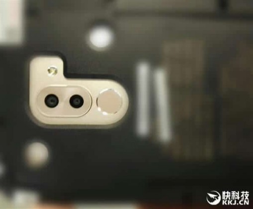 Huawei Mate 9 double capteur 509x420 - Huawei Mate 9 : il se dévoile dans 9 nouvelles photos