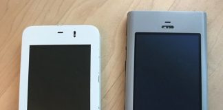Deux prototypes d'iPhone