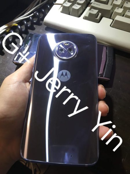 Motorola Moto X4 Jerry Yin fuite dos