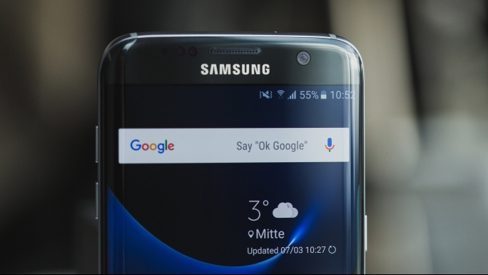 Samsung Galaxy S7 - Les Samsung Galaxy A de 2018 pourraient être équipés d'un bouton Bixby