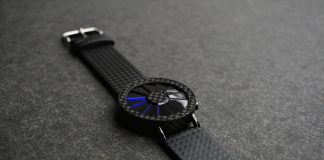 TokyoFlash Blade Carbon Fiber smartwatch
