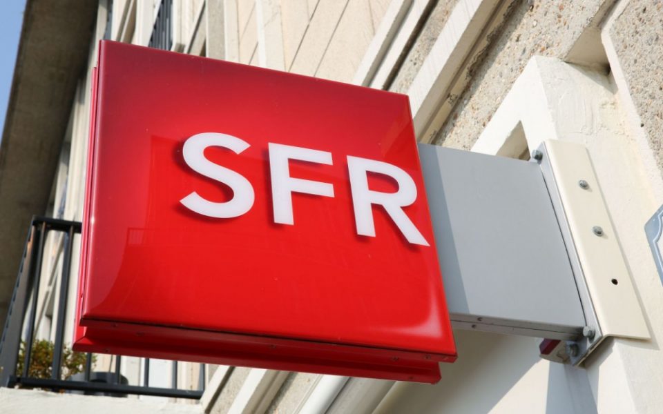 Financement du plan Très Haut Débit : SFR veut que Facebook et Google y participent