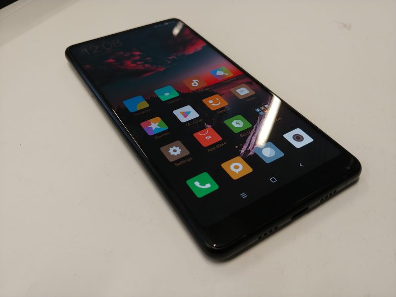 Xiaomi Mi Mix 2, un smartphone pas cher éblouissant