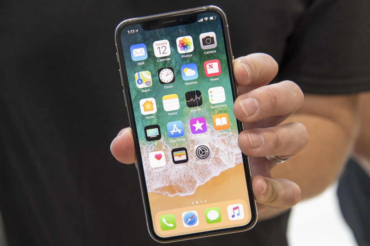 L'encoche de l'iPhone X pourrait disparaître d'ici 2019