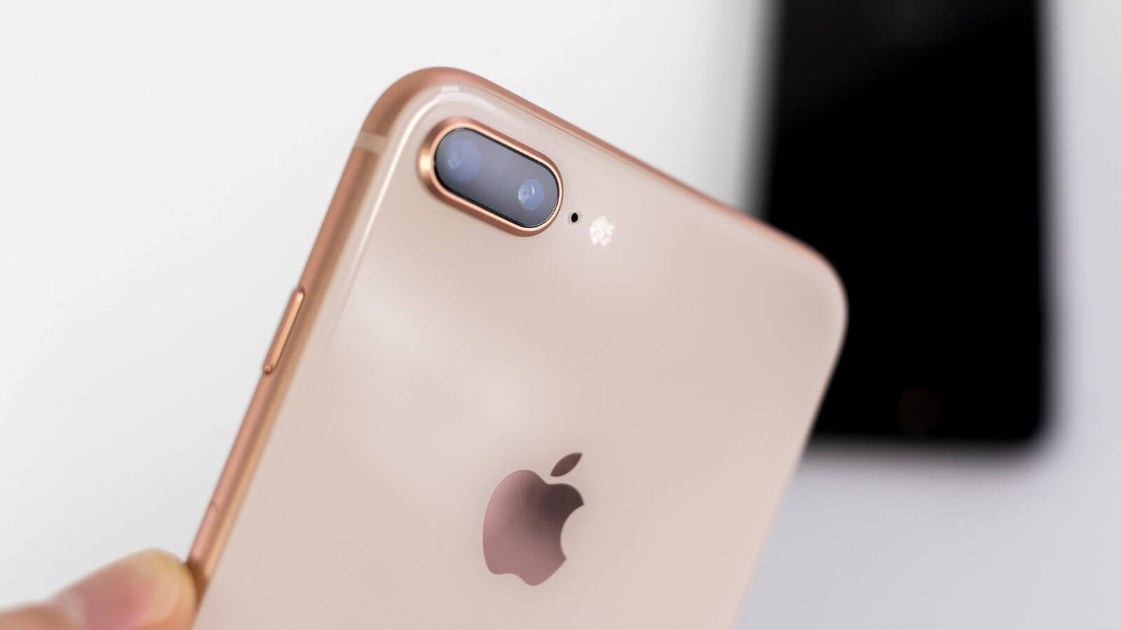 Apple souhaite optimiser l’expérience avec les boutons des iPhone protégés par des coques