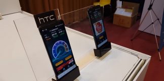 HTC smartphone 5G