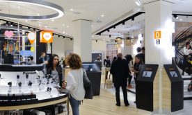Orange propose un service de réparation de smartphones en direct