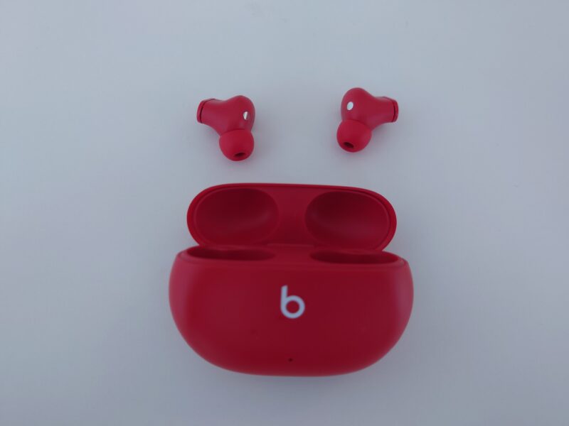 Beats Studio Buds 4 800x600 - Test des Beats Studio Buds : les meilleurs écouteurs sans fil pour Android et iPhone